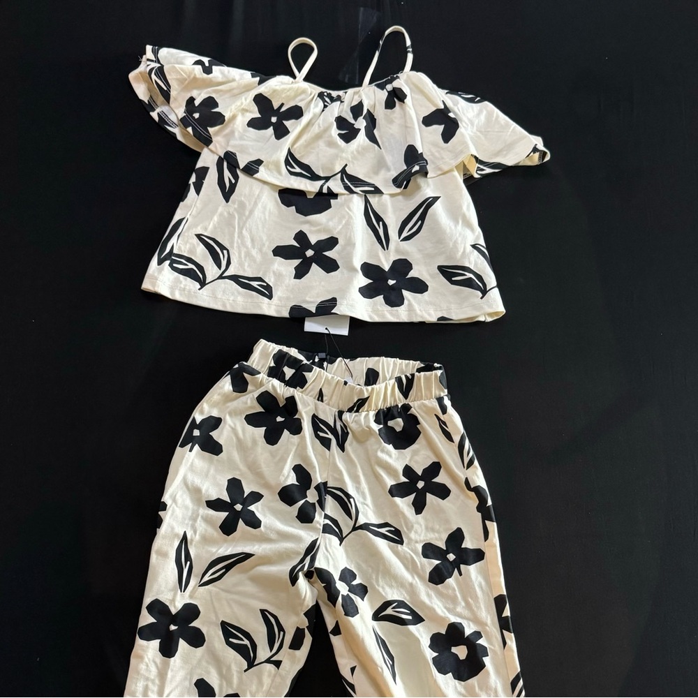 Zara - NEW w/Tags girls 2 piece pants and crop top set Size 8/9